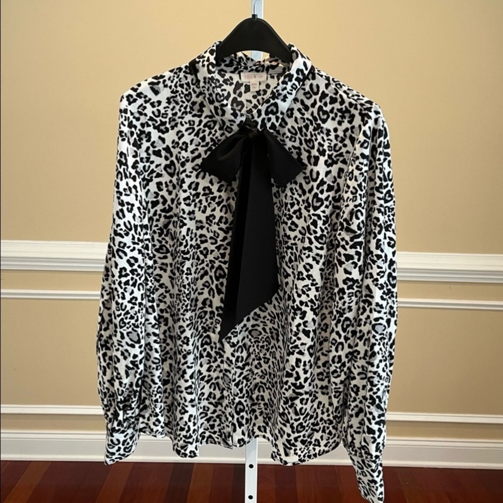 Riley & Rae Tie Neck Black & White Leopard Print Long Sleeve Blouse Size XXL